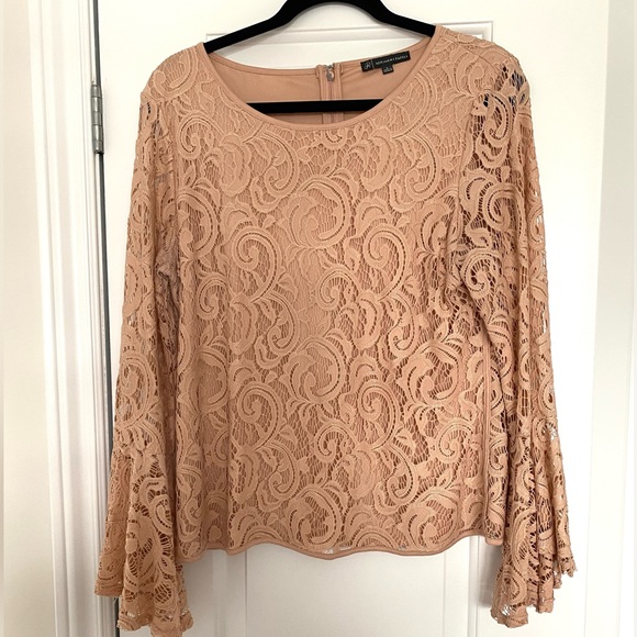 2/$20ποΈ Adrianna Papell Blouse β’ Bell Sleeve β’ Sz L - Picture 1 of 6